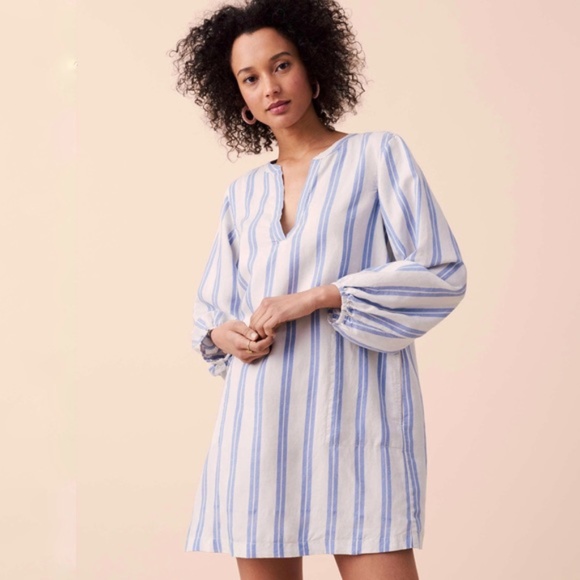Lou & Grey Dresses & Skirts - Lou & Grey // Blue Striped Poet Pop On Shirtdress